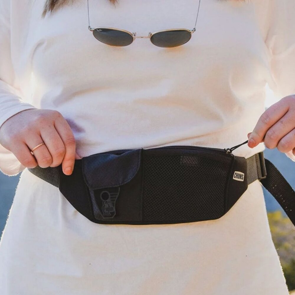 CHUMS Neo Pocket Waist Pack Black Mesh Compact Mini